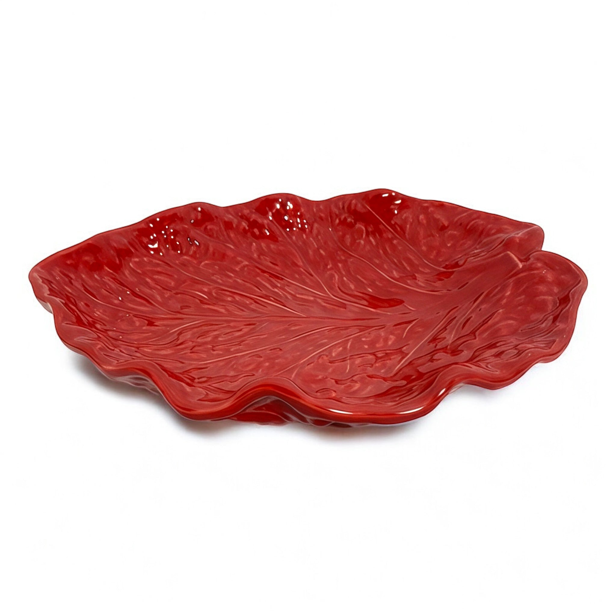 Plat Feuille Rouge – Élégance Naturelle (vendue à l’unité)